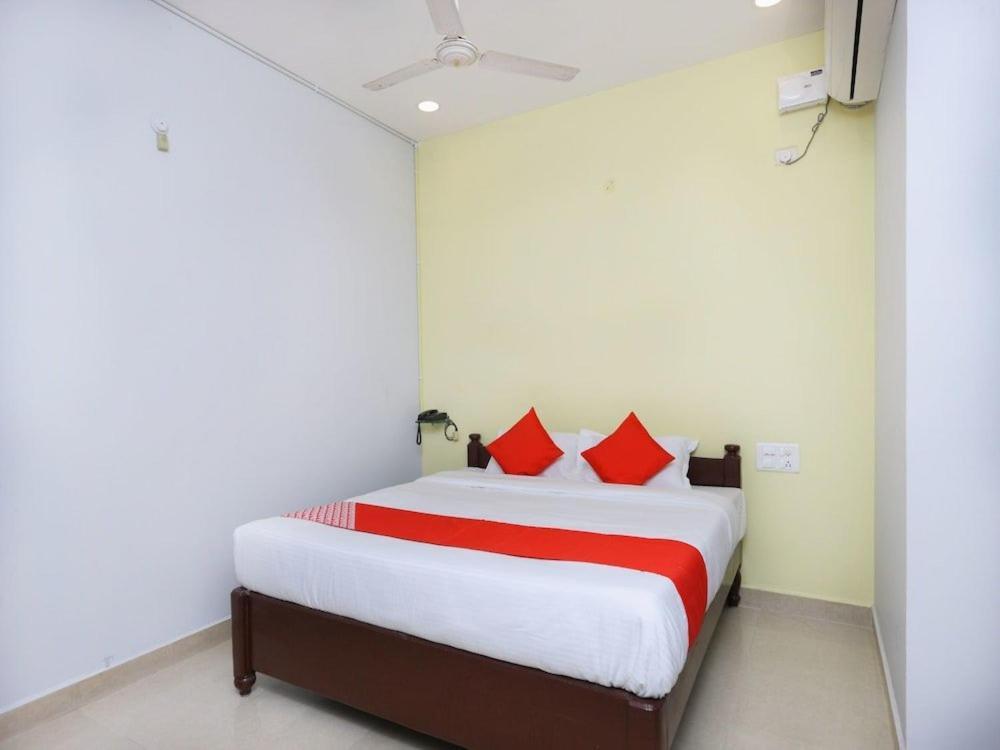 Sai Golden Rooms Tirupati Exterior photo